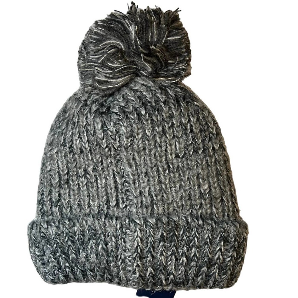 Hat Attack Dove Beanie with Cozy Lining Grey New